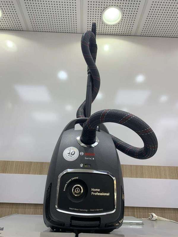 جاروبرقی بوش مدل bgl6pro1